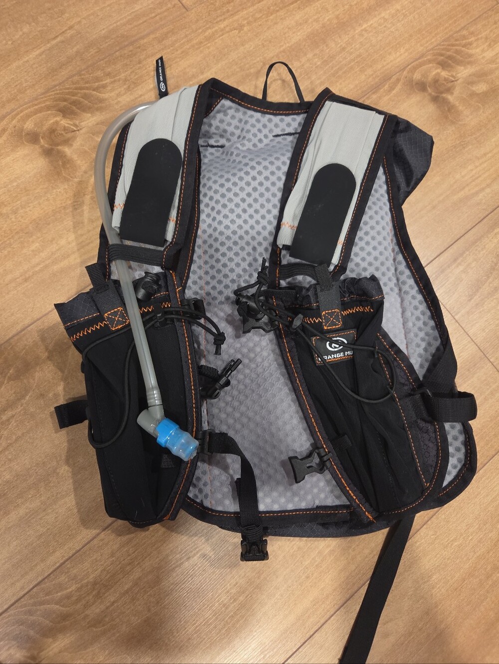 Orange Mud Adventure Pack 12L NWOT Bladder INCLUDED
